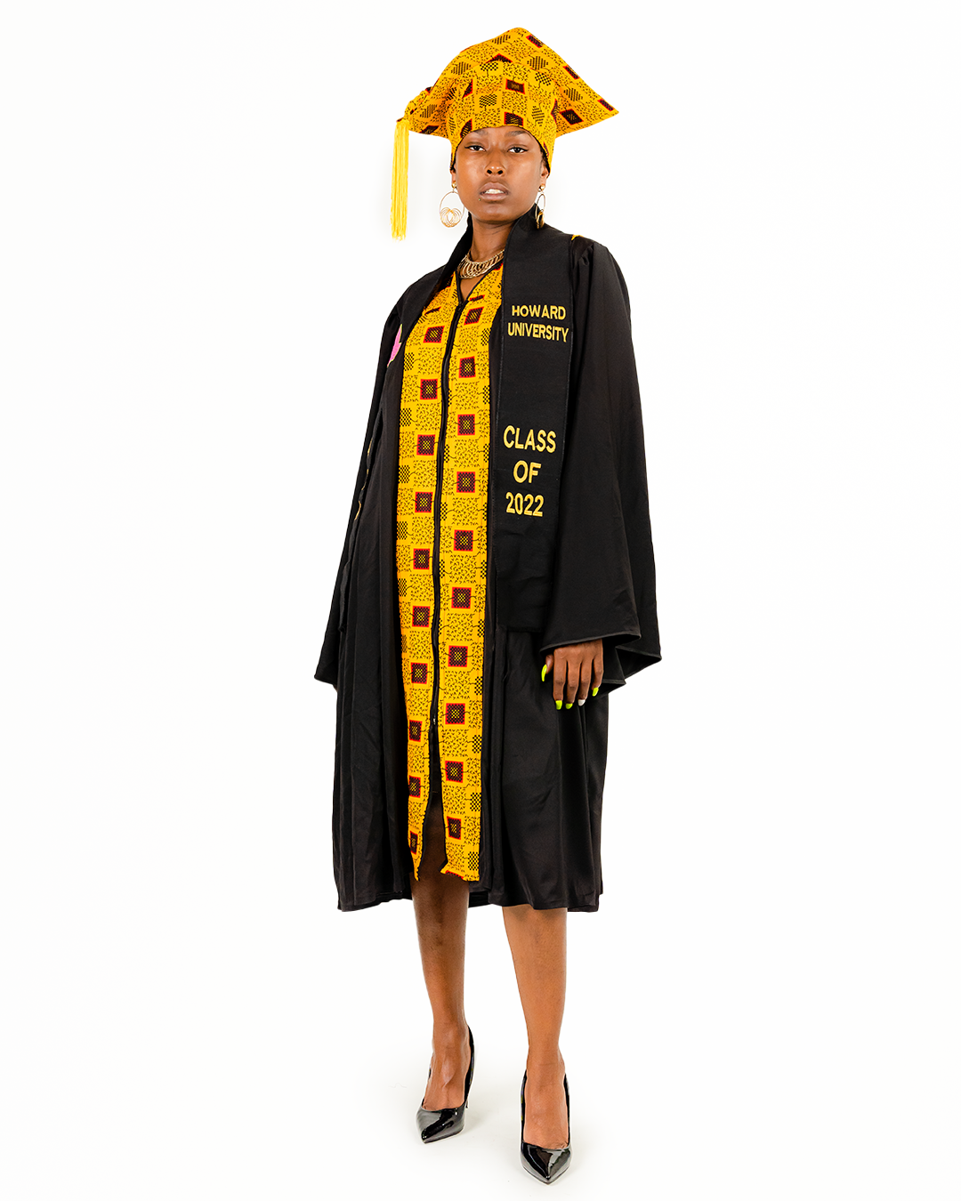 Ahenfo Choir Robe / Graduation Gown with Cap M / Mainly Black & Strip of Ankara