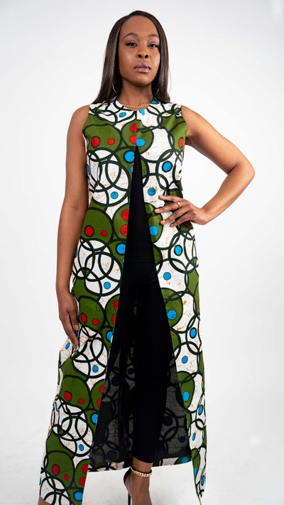 Long, multicolored, sleeveless vest with a center slit in the middle.